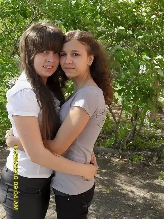 Настоящее подруга. Цитаты про лучшую подругу. Иметь лучшую подругу офигенно. Топ-модель по-русски добромира непомнящая. Аня подруга наташи.