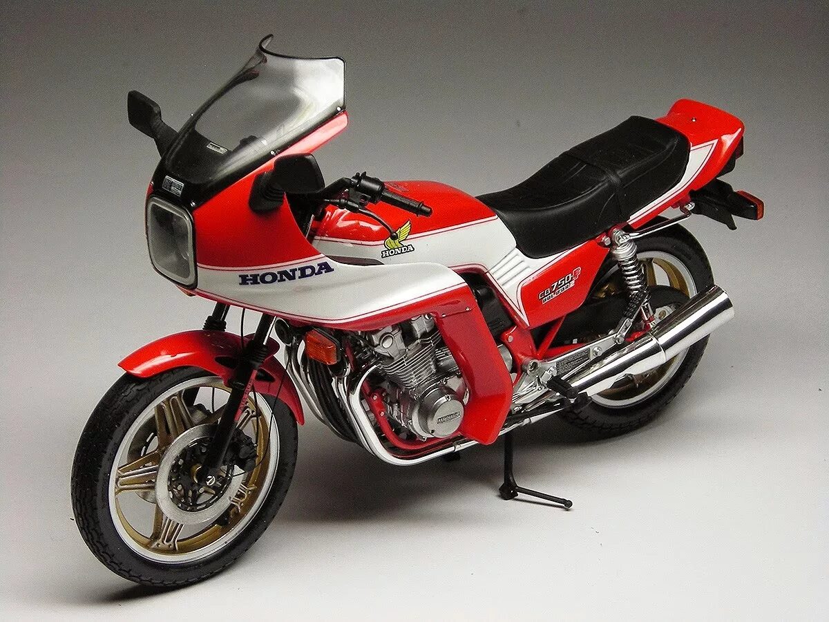 Honda CB 750. Honda CB 750 f2. Honda cb750f Tamiya. Honda CB 900. Модель мотоцикла honda