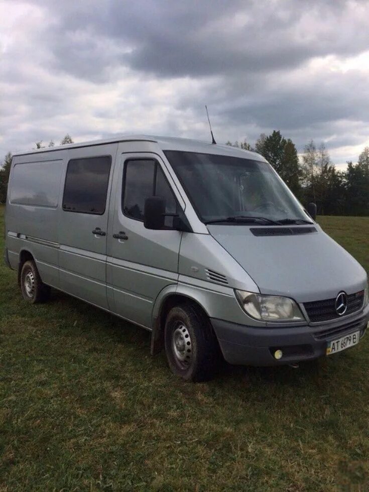 Mercedes-Benz Sprinter 211 2005. Мерседес Спринтер 2005. Спринтер 211. Спринтер 2005 фургон. Мерседес спринтер 2005 год