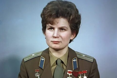 Первый в мире полет женщины космонавта