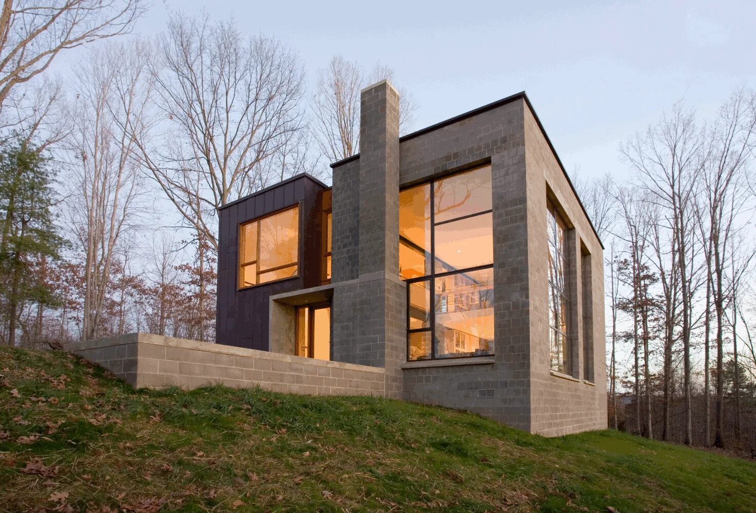 Дома из бетонных блоков. Дом из бетона. Монолитно бетонный дом. Жби блок модуль. Проекты домов из бетонных блоков.