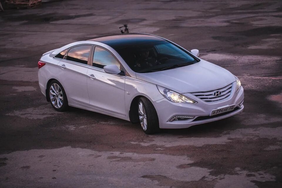 Соната тагаз 2006. Машины правительства удмуртии хендай соната. Hyundai sonata vi (yf). Код краски хендай соната. Авто без номеров можно ехать?.