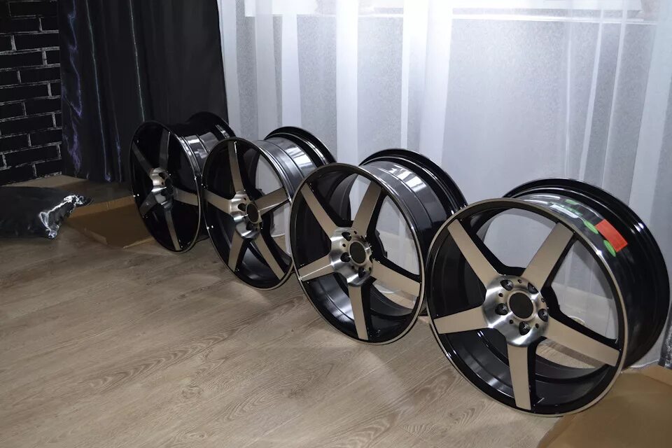 X-Race af-07. Диски x-Race af-07 6x15 4x100 et 36 dia 60.1 (BKF). X Race af 07 r15. X-Race af-07 BKF.