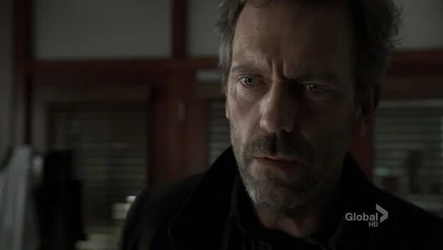 Хью лори доктор хаус кадры. Хаос или хаус. Хаос без хауса игра. Удар хаоса. Хаус или хаос как правильно.