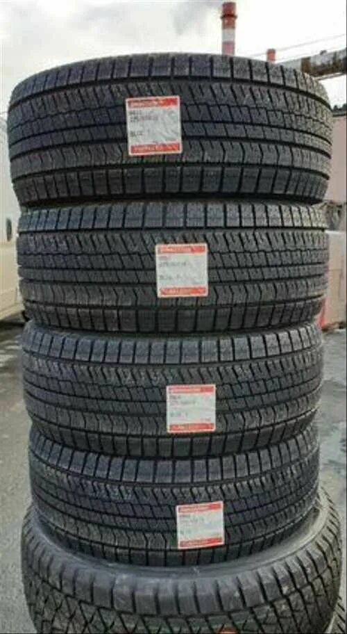 Bridgestone blizzak vrx. Bridgestone dmv2 225 60 18. Yokohama 205/60 r16. Бриджстоун зима 16. Bridgestone blizzak vrx.