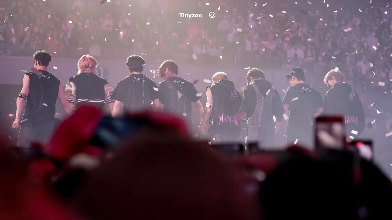 Stray kids concert. Видео с концерта стрей кидс. Группа stray kids maniac. Topline stray kids. Stray kids maniac tour.