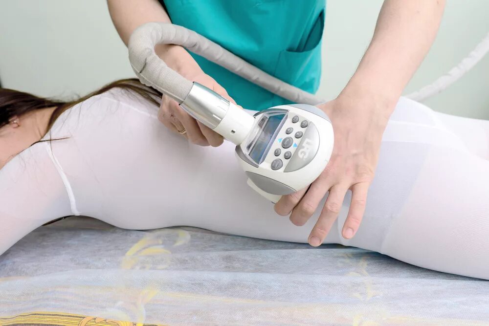 аппаратный массаж lpg systems lift м6. аппарат lpg vela shape. Lpg вакуумный массаж. липомассаж lpg. массаж аппаратом для похудения.