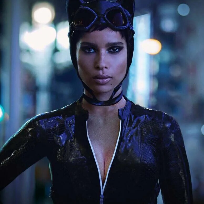 зои кравиц бэтмен