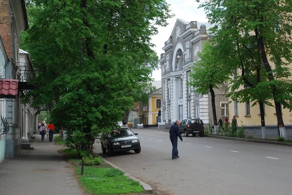 Сайт г мичуринск. Улица Театральная Мичуринск. Мичуринск центр города. Козлов Мичуринск. Мичуринск улицы города.