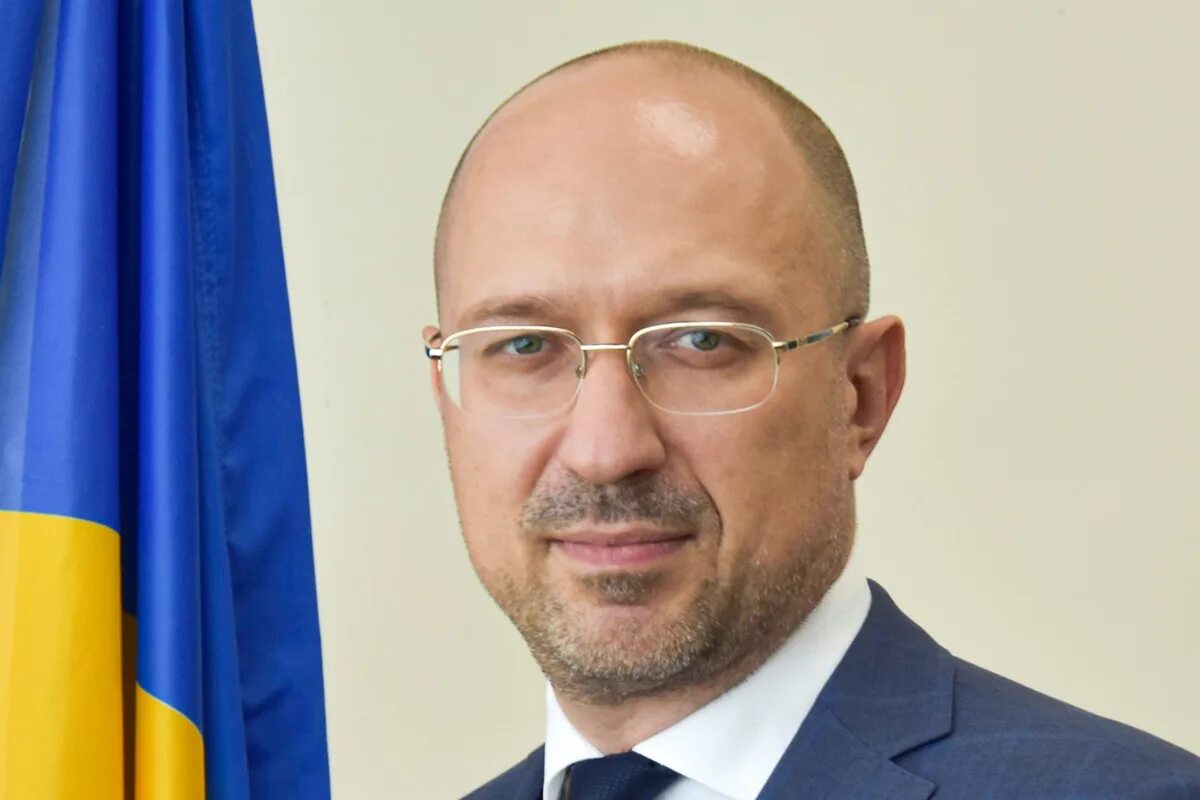 Украинские премьеры министры. Украинские премьеры министры. Премьер министр шмыгаль. Украинские премьеры министры. Премьер министр украины.