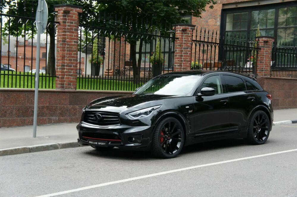 Infiniti tuning. Infiniti fx s50 tuning. Инфинити qx70 тюнинговая. Infiniti fx s50 tuning. Инфинити fx37 50 обвесы.