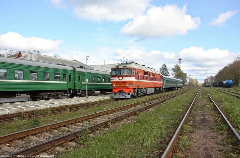 Санкт-петербург сонково поезд. 2тэ116 с грузовым поездом. Станция осташков селигер. Поезд осташков. Паровоз зимой.
