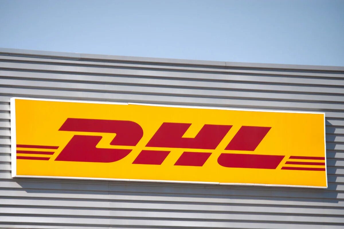 Dhl алматы. DHL. DHL офис. DHL Baku. ДХЛ логистика.