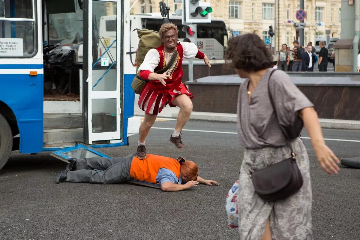 Смешные случаи в паралеи. Необычные ситуации. Нелепые ситуации. Интересные случаи в магазине. Кришнаиты прикол.