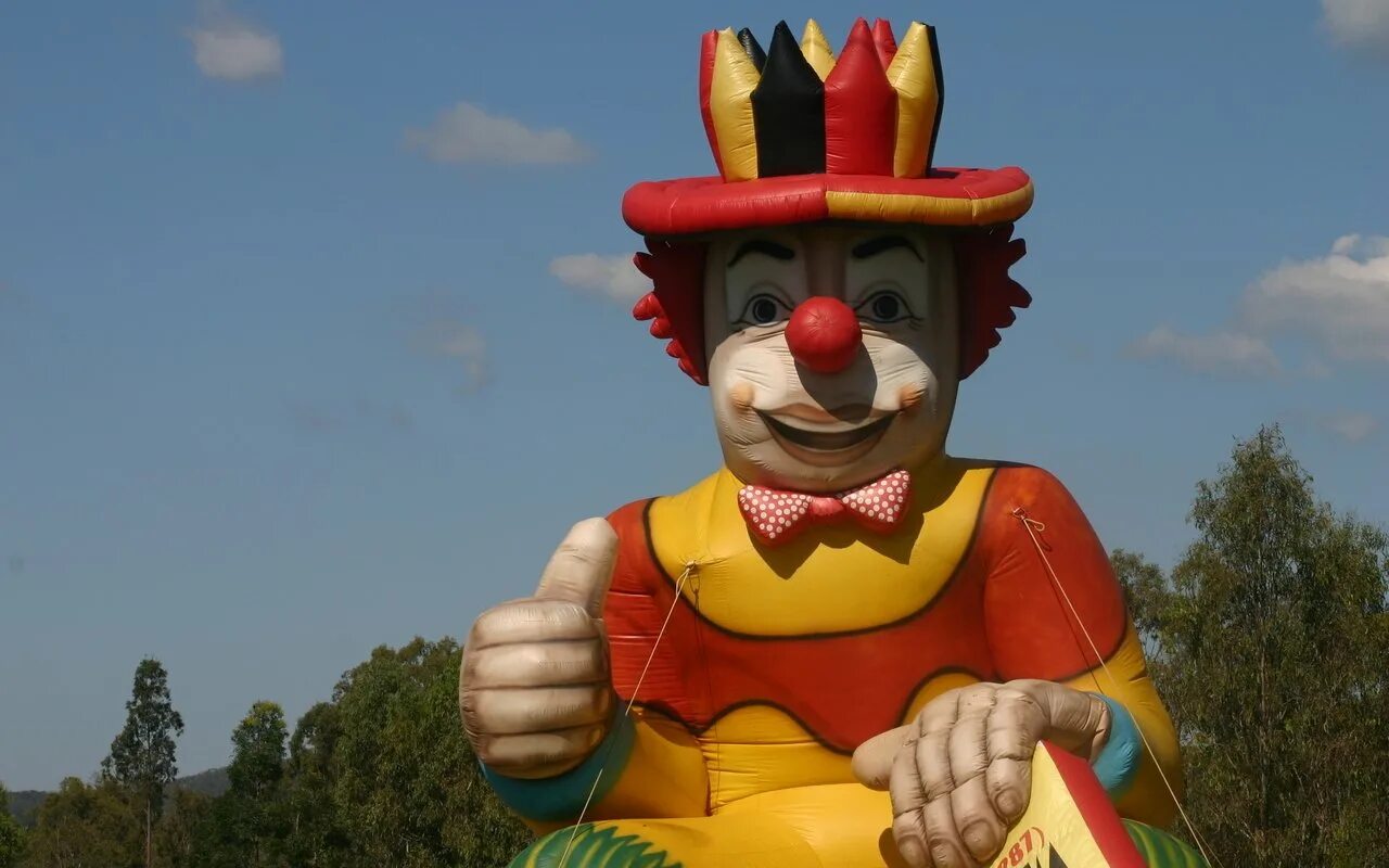 Клоун кемерово. Известные клоуны. Великий клоун. Клоун из советского парка.