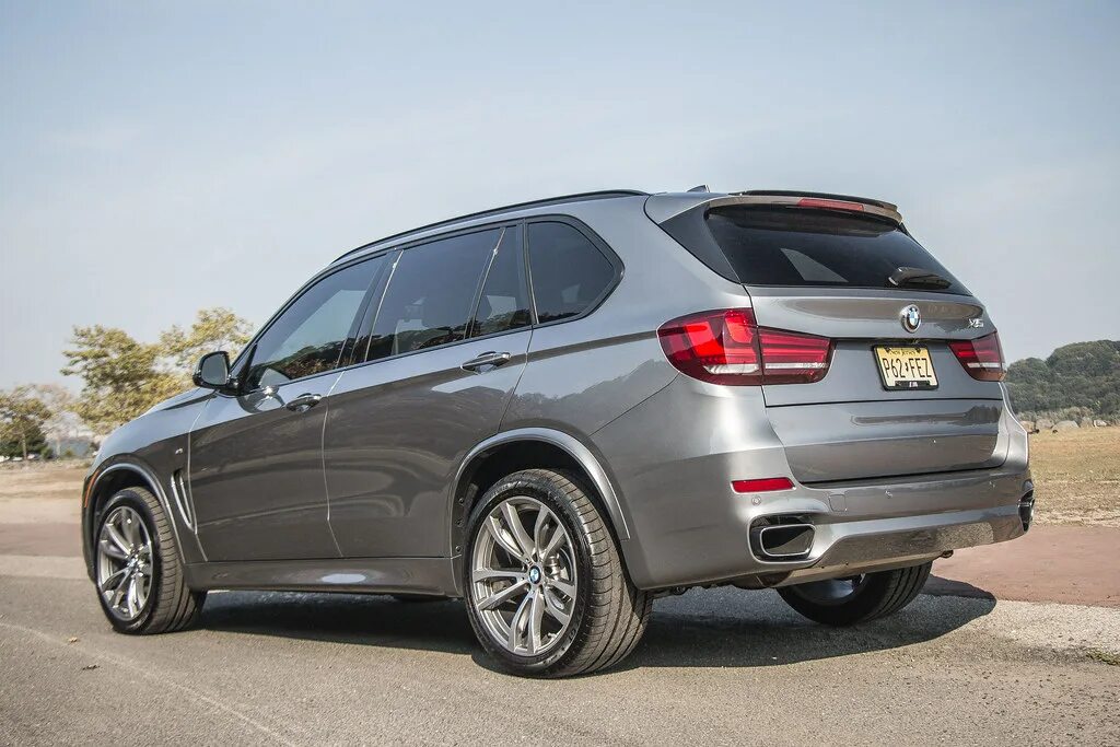 Michi x5. BMW x5 f15 m Pack. BMW x5 f15 Space Grey. F15 BMW x5 450. X5 f15 Space Grey.