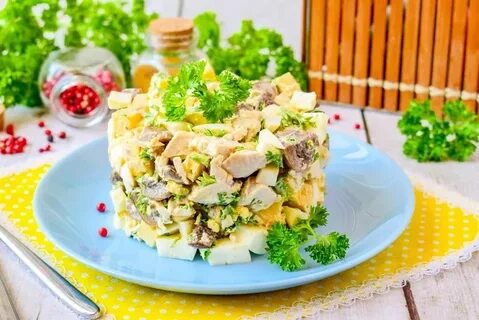 Царский с курицей и шампиньонами
