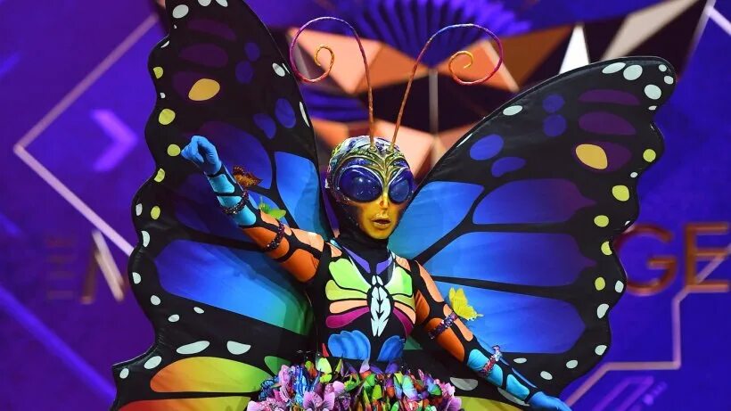 Шоу маска бабочка. The masked Singer бабочка. Маска бабочки в шоу маска. Костюм бабочки шоу маска.