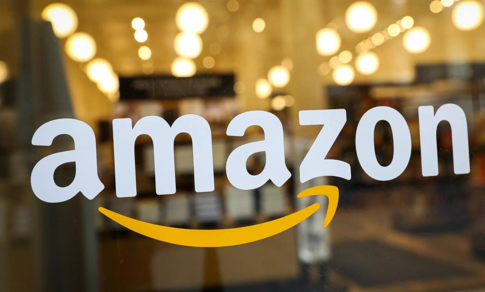 Amazon d. The Amazon. Амазон логотип. Amazon картинки. Амазон ру.