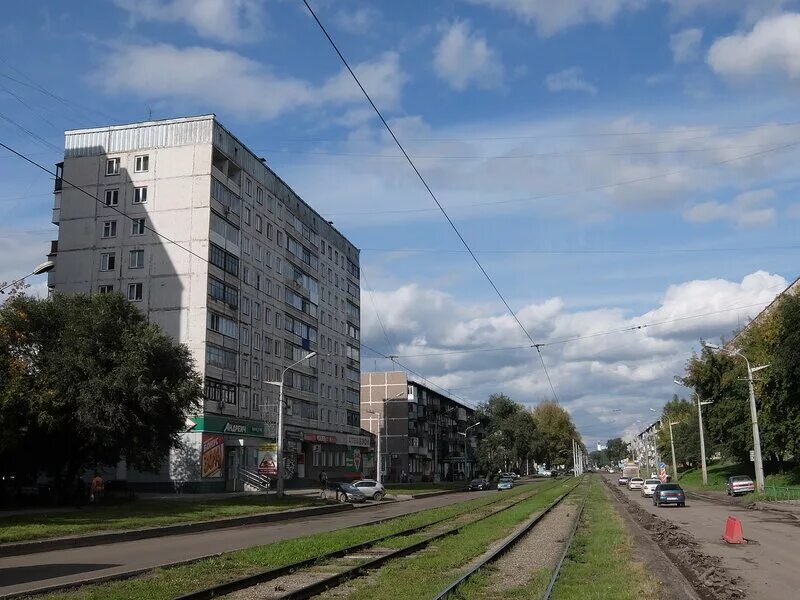 Улицы новокузнецка названные. Заводской район и Запсиб Новокузнецка. Улица Тореза заводской Новокузнецк-. Новокузнецк район Запсиб. Новокузнецк Запсиб ул.Мориса Тореза.