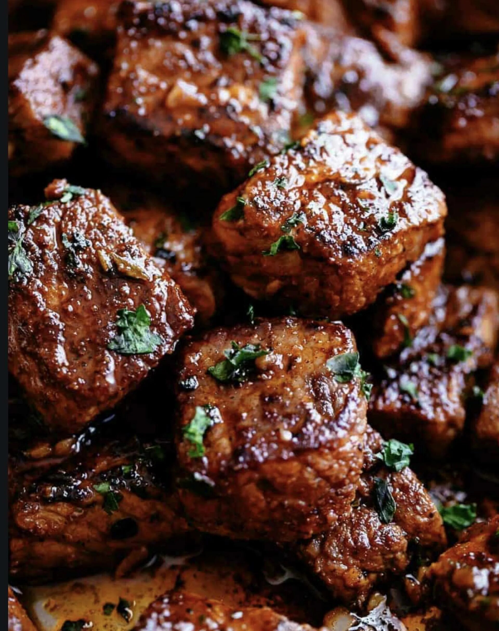 Аппетитные блюда. Кусочки говядины. Аппетитные блюда. Мясо говядина рецепт кусочками. Жареное мясо.