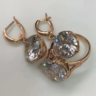 Сережки золотые комплекты