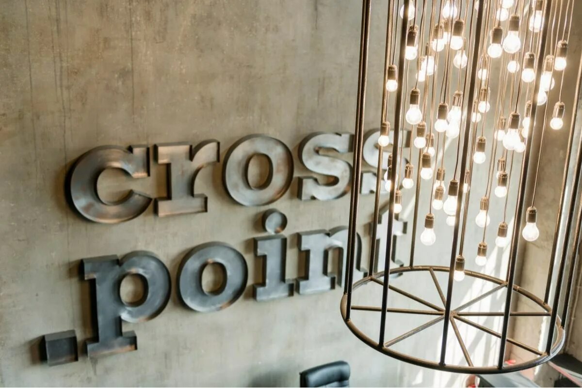 Cross point. Crosspoint фотостудия. фотостудия кросс поинт. cross point на бутырской. cross studio новодмитровская.