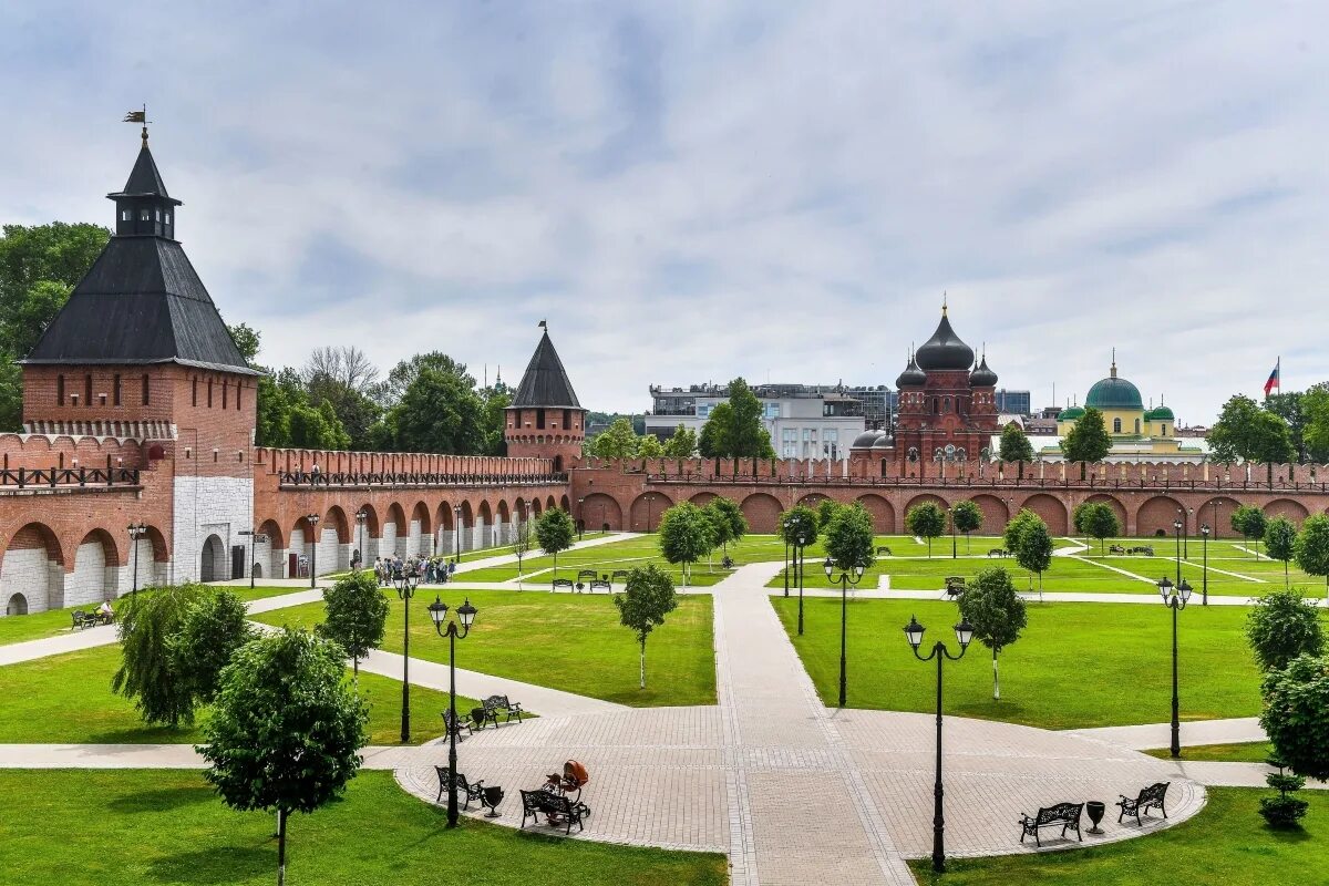 Тульский Кремль Тула. Тула достопримечательности Кремль. Город Тула достопримечательности Тульский Кремль. Тула вид на Кремль. Кремлевский тула