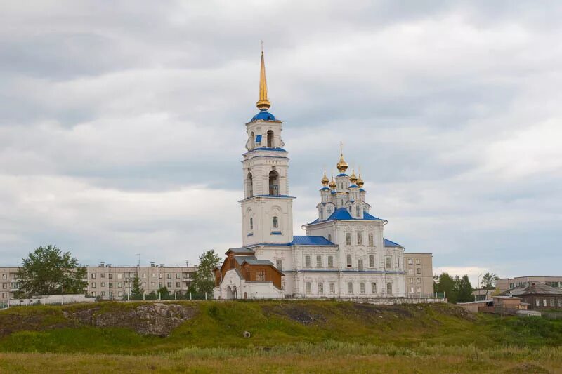 Церковь Североуральск. Кумба Североуральск. Церковь Калья Североуральск. Североуральск достопримечательности.