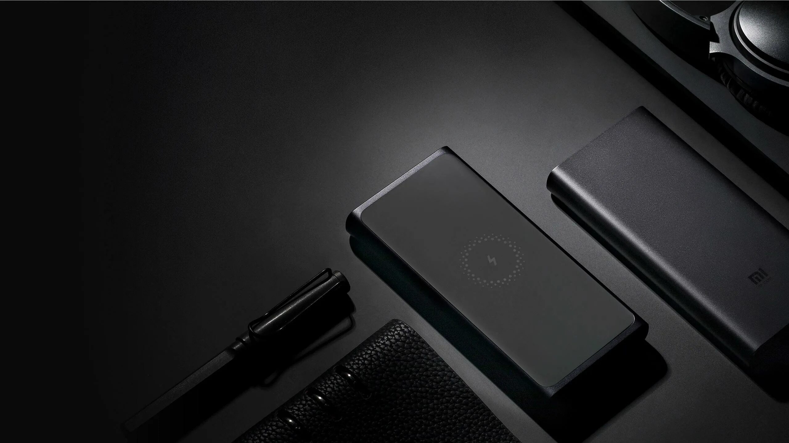 Xiaomi mi wireless power bank 10000 mah. Xiaomi mi wireless power bank 10000 mah. Xiaomi wireless power bank 10000mah. Аккумулятор xiaomi mi wireless power bank youth edition 10000mah (wpb15zm) (black). Power bank xiaomi 10000 с беспроводной зарядкой.