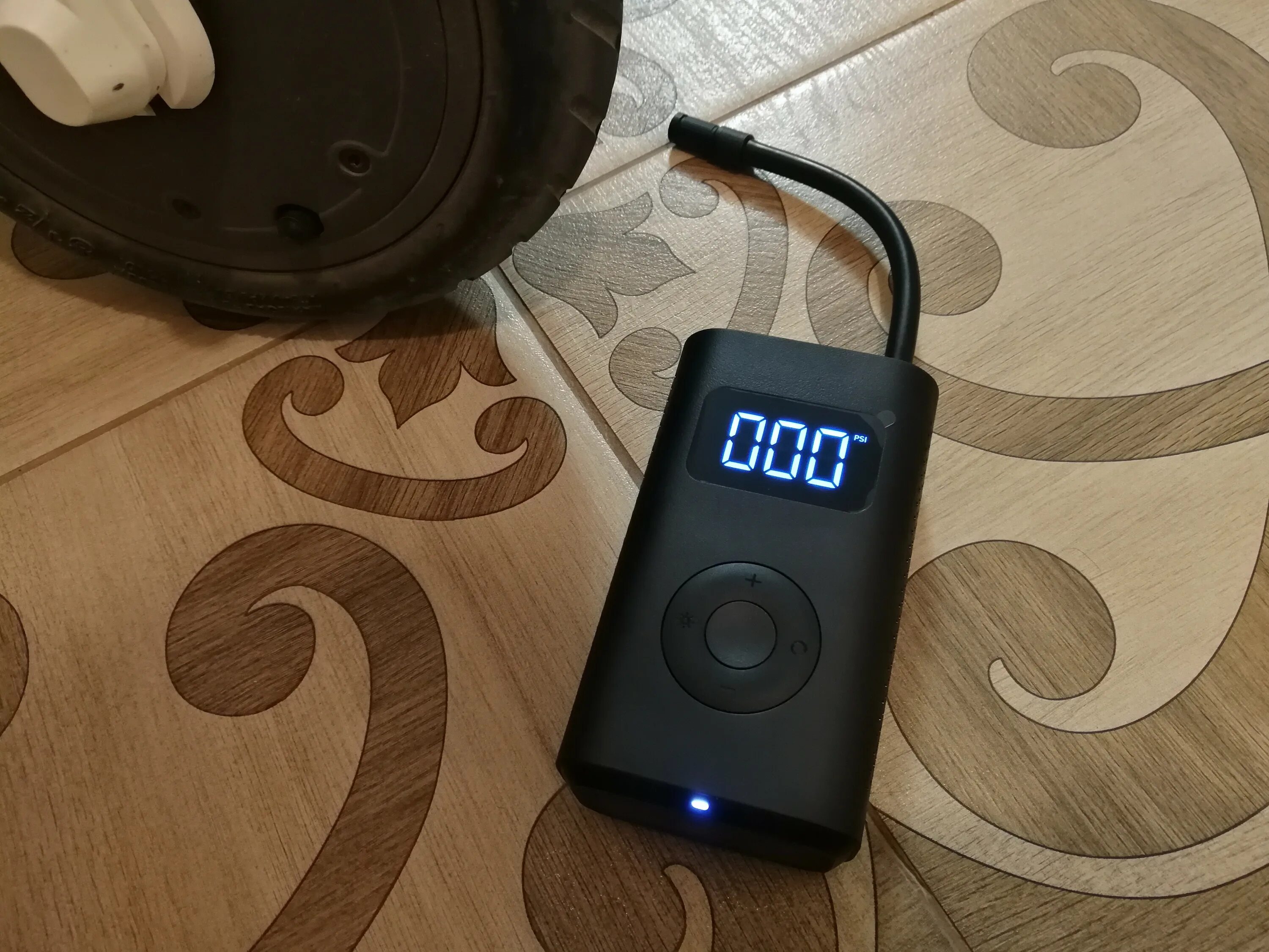 Компрессор xiaomi mijia electric pump 1s. Xiaomi mijia electric pump 1s mjcqb04qj черный. Xiaomi mijia electric air pump. Насос xiaomi mi portable electric air compressor mjcqb01qj. Компрессор xiaomi mi portable electric.
