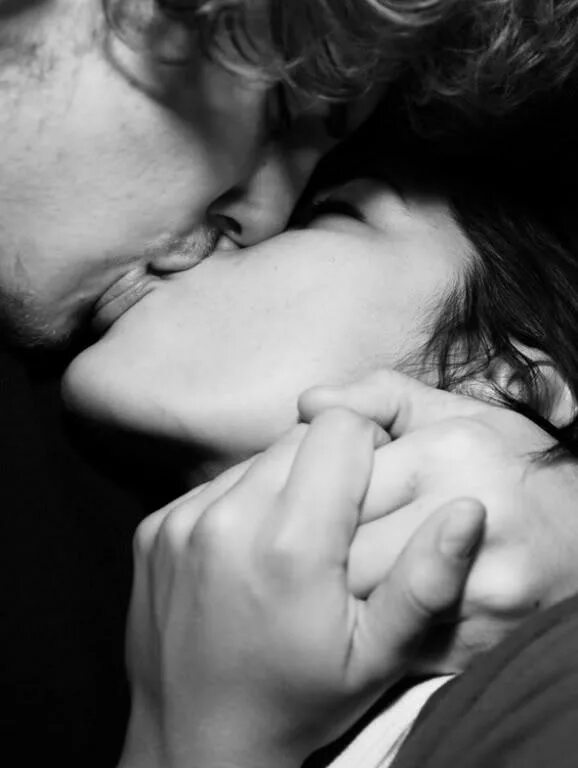 Страстные поцелуи. Нежный поцелуй. Поцелуй страсть. Красивый поцелуй.