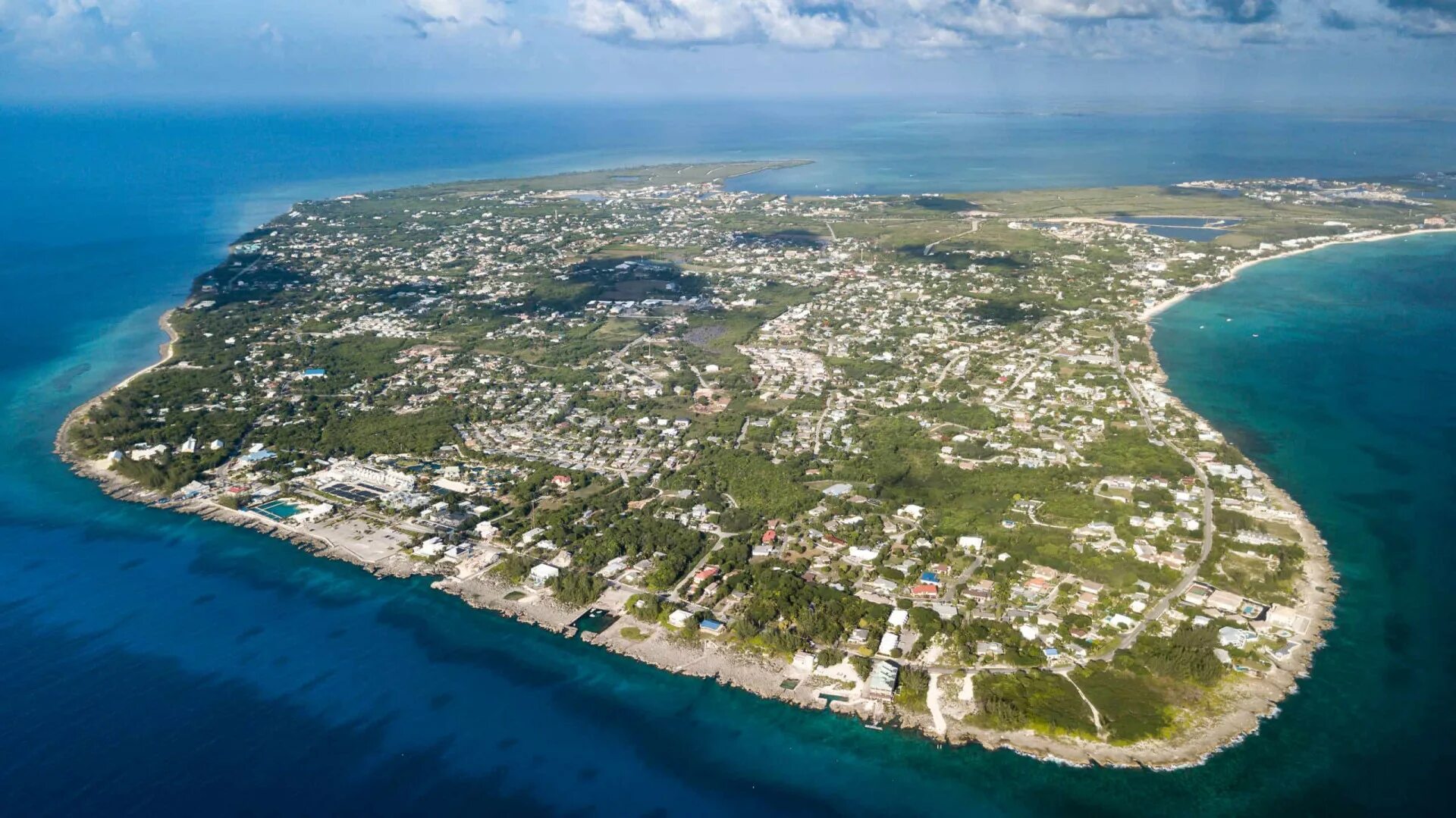 Каймановы острова. Grand cayman bank. Национальный музей каймановых островов острова кайман. Острова кайман. Британские острова каймановы острова.