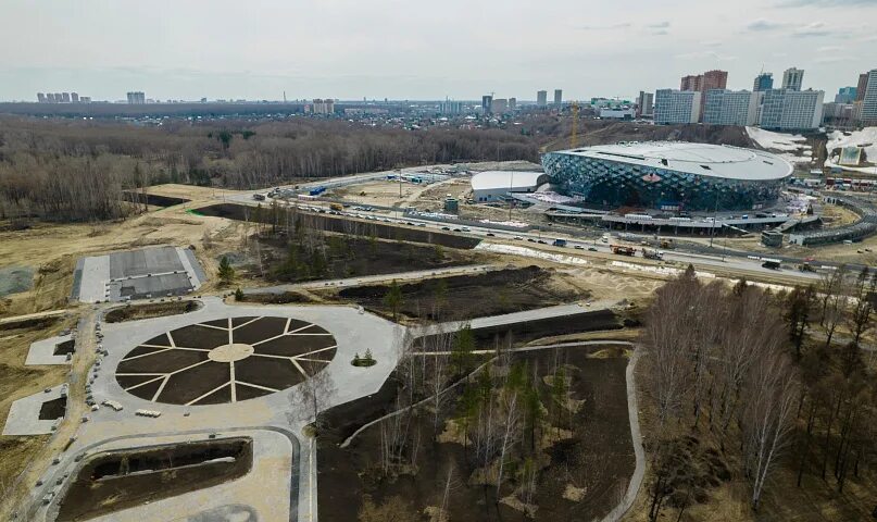 Посетители услышали в парке Арена в Новосибирске громкую сирену на английском яз