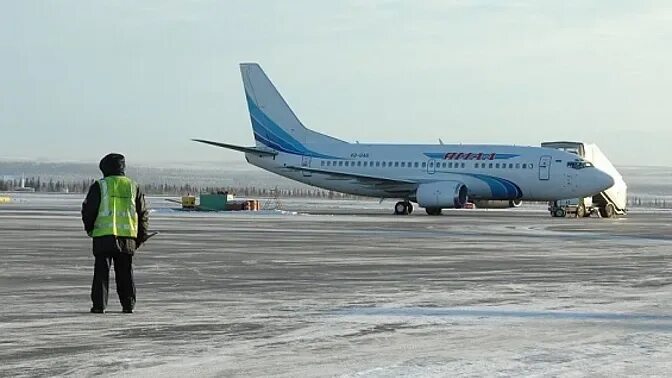 Бованенково поселок. Авиабилеты бованенково. Из воркуты самолет. Bovanenkovo airport. Бованенково поселок вахтовиков.