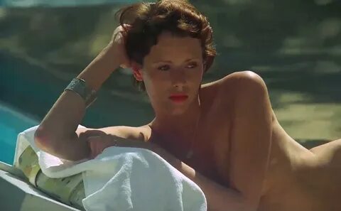 Sylvia Kristel in Emmanuelle (1974). 