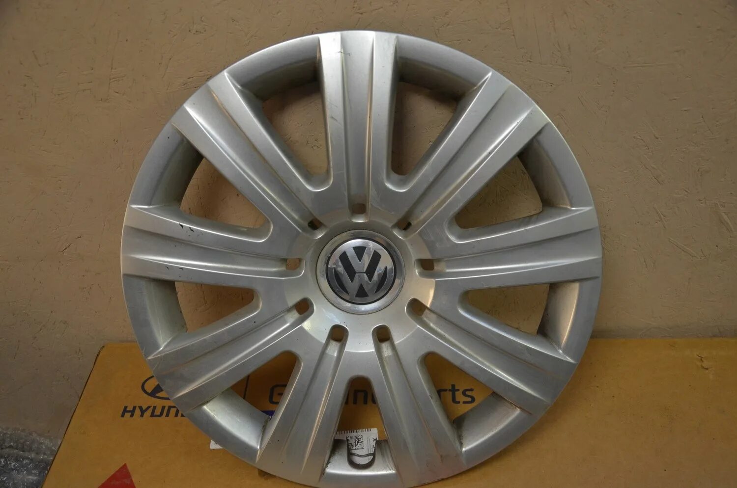 Колпаки Фольксваген r16. Колпаки r16 Volkswagen. Колпаки Тигуан r16. Колпак r16 VW Volkswagen Tiguan 2 к. Volkswagen r16