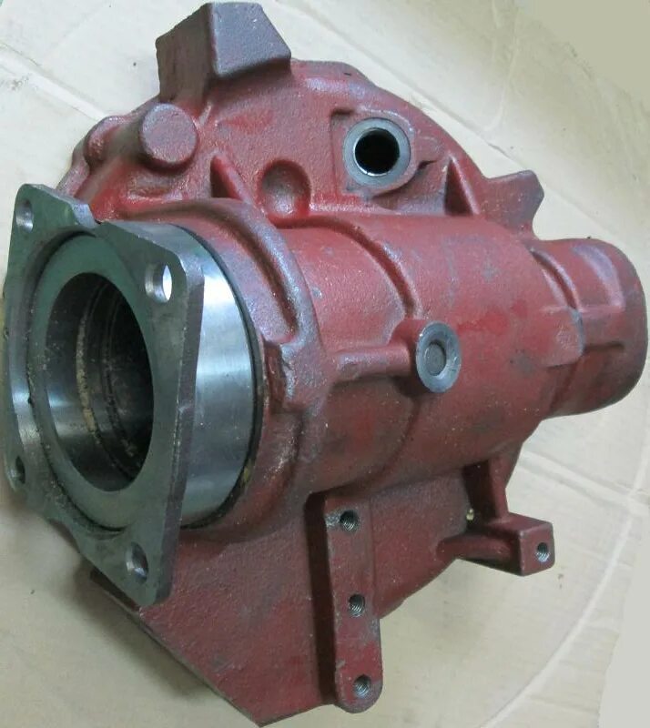 корпус бортовой т-40 правый. корпус бортовой. т4. бортовая трактора т 40. корпус бортовой мтз 82 левый.