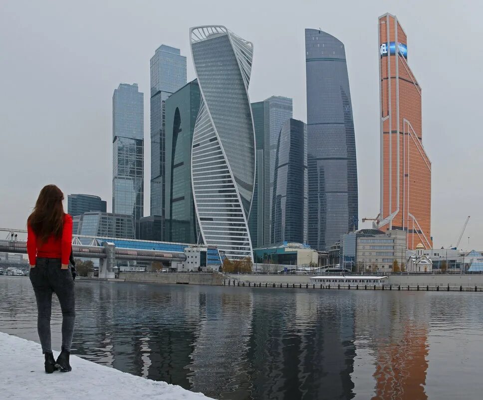 Москва сити человек. Москва Сити 2009. Селфи Москоу Сити. Москва Сити Урбан. Москва Сити 2006.