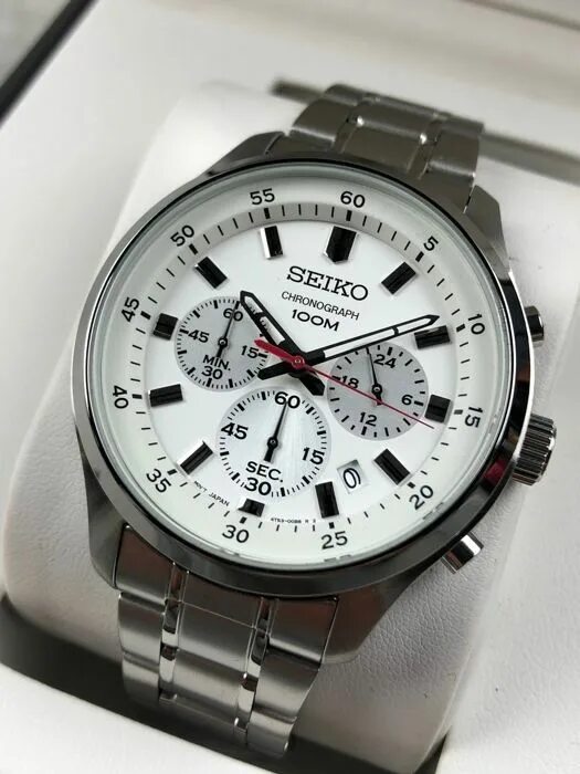 Сейко часы мужские кварцевые японские. Seiko 5 quartz. Кварцевая сейко. Seiko 5 quartz. Seiko 5 titanium.