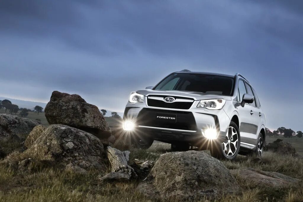 Тест драйв субару форестер. Субару Форестер 2015. Subaru Forester 2014. Subaru Forester XT 2016. Forester XT 2013.