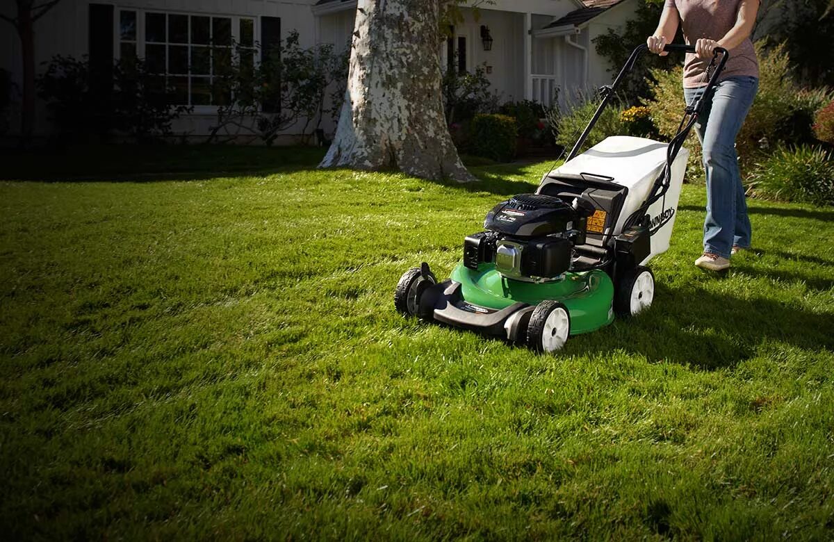 Lawn mower. LM-c3305f Lawn Mower. Аэратор для газона электрический. Приобретение газонокосилки. Газонокосилка gif.