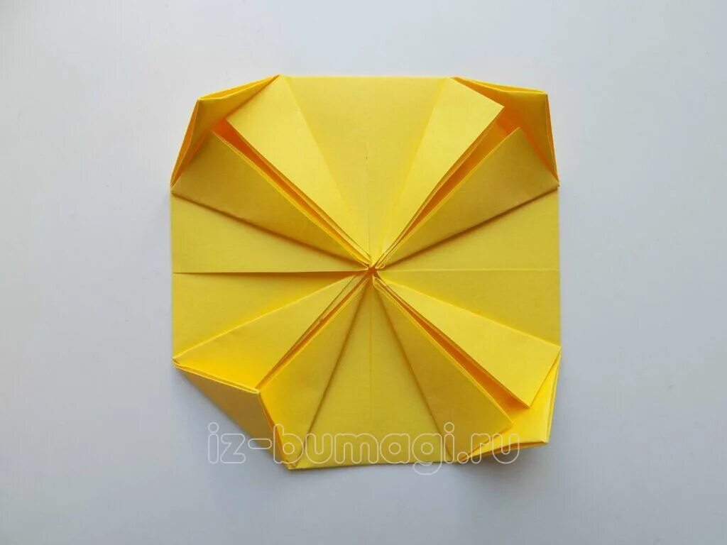Оригами солнышко. Оригами солнце. Солнышко оригами из бумаги. Оригами солнце из бумаги для детей.