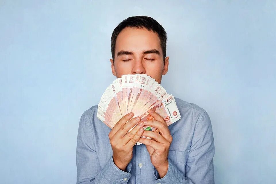 Что то связано с деньгами. Что то связано с деньгами. Связанные деньги. Что то связано с деньгами. Большие деньги.