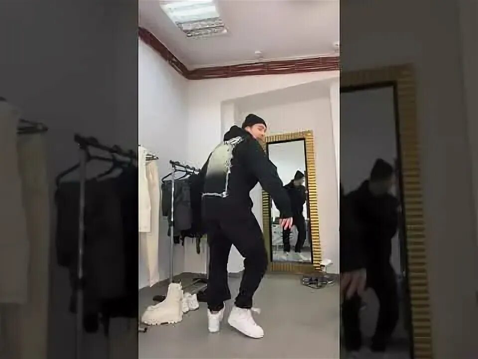 Видосы для тик тока. Отпускаю ремикс из тик тока. Тик ток отпусти меня. Фанатка егора крида из тик тока. Цитаты волк тик ток.