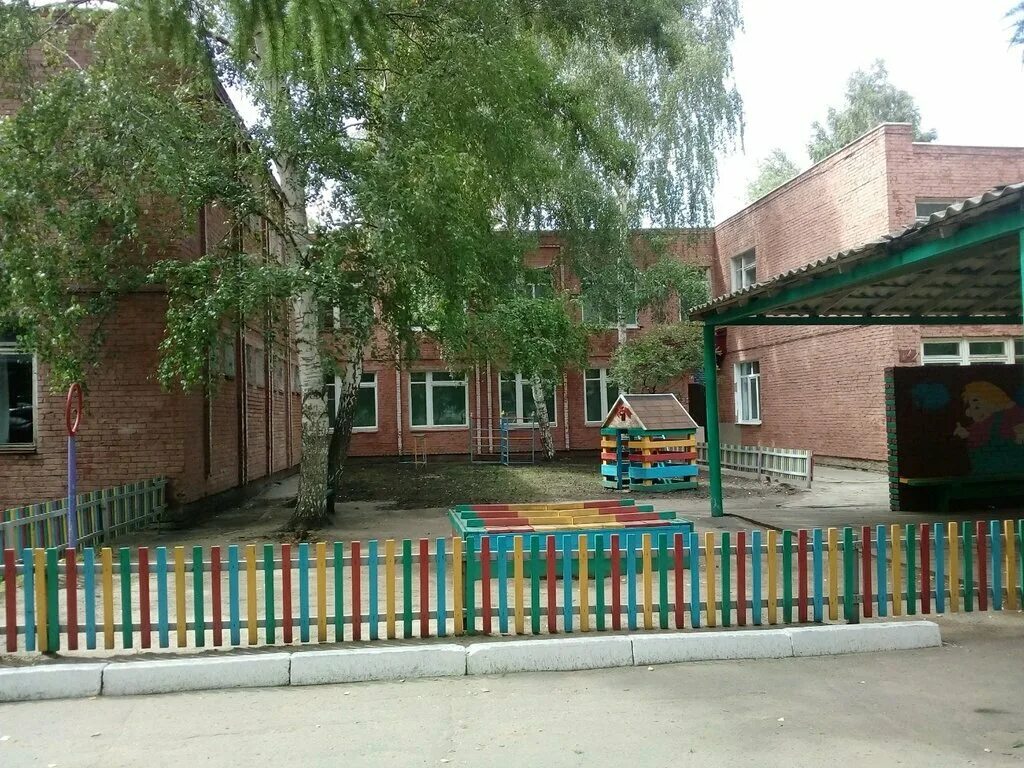 341 детский сад омск. Садик в кузьминках омск. Детский сад 12 ессентуки. Детский сад 328 омск. Детский сад карапузики калуга.