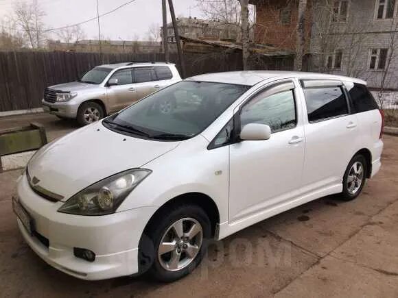 Тойота Виш 2004 года. Тойота опа 2004 года. Toyota Wish 2004 диски. Тойота Виш 2004 год 9 дюймов.