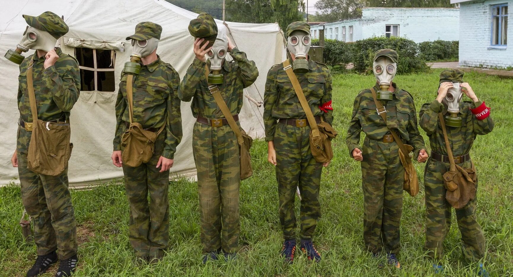 Военный урок в школе. Уроки военной подготовки. Начальная Военная подготовка. Урок военной подготовки в школе. Начальная Военная подготовка в школе.