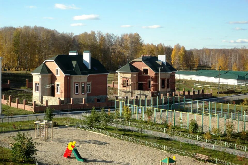 Загородный поселок еланчик. Закрытый поселок еланчик сарафаново. Коттеджный поселок еланчик. База еланчик челябинская. Лагерь еланчик челябинская.