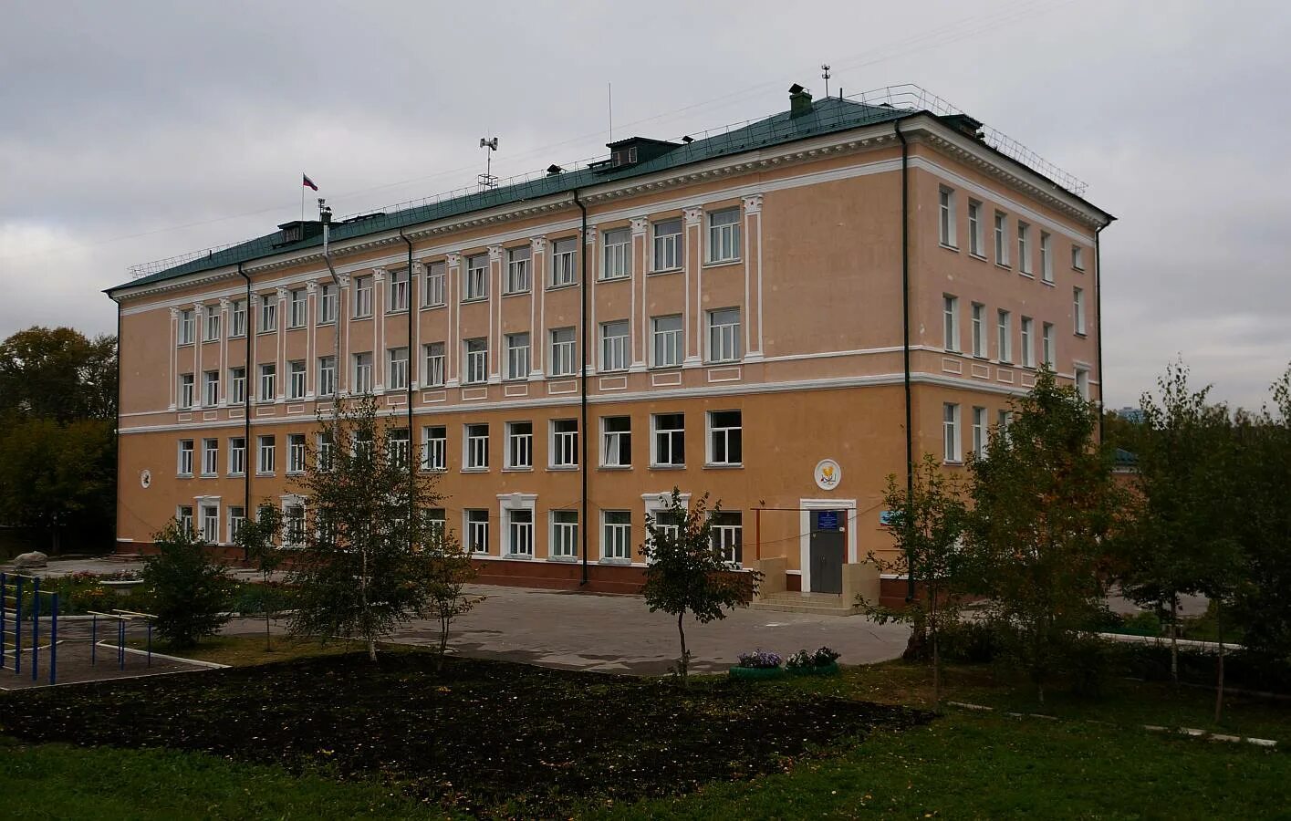 Школа 47 казань константиновка. На нейбута школы. Школа 47 воронеж. Сош 47 белгород. Школа 78 владивосток.